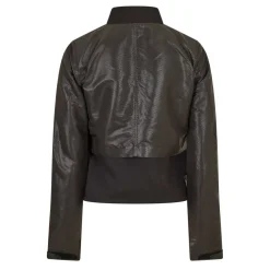 (9) Traveller Jacket Womens
