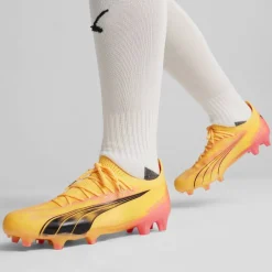 Ultra Ultimates.1 Womens Firm Ground Football Boots