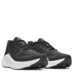 Under Armour Turbulence 3