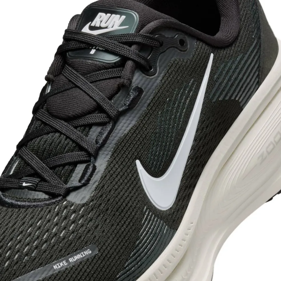 Vomero 18 Road Running Shoes Womens