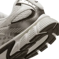 V5 RNR Shoes Juniors