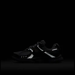 V5 RNR Shoes Juniors