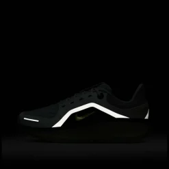 Winflo 11 Gore-Tex Men's Weatherized Road Running Shoes Mens