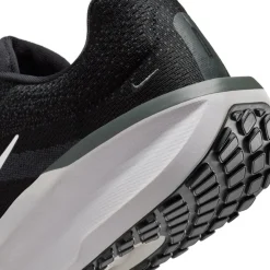 Winflo 11 Mens Road Running Shoes