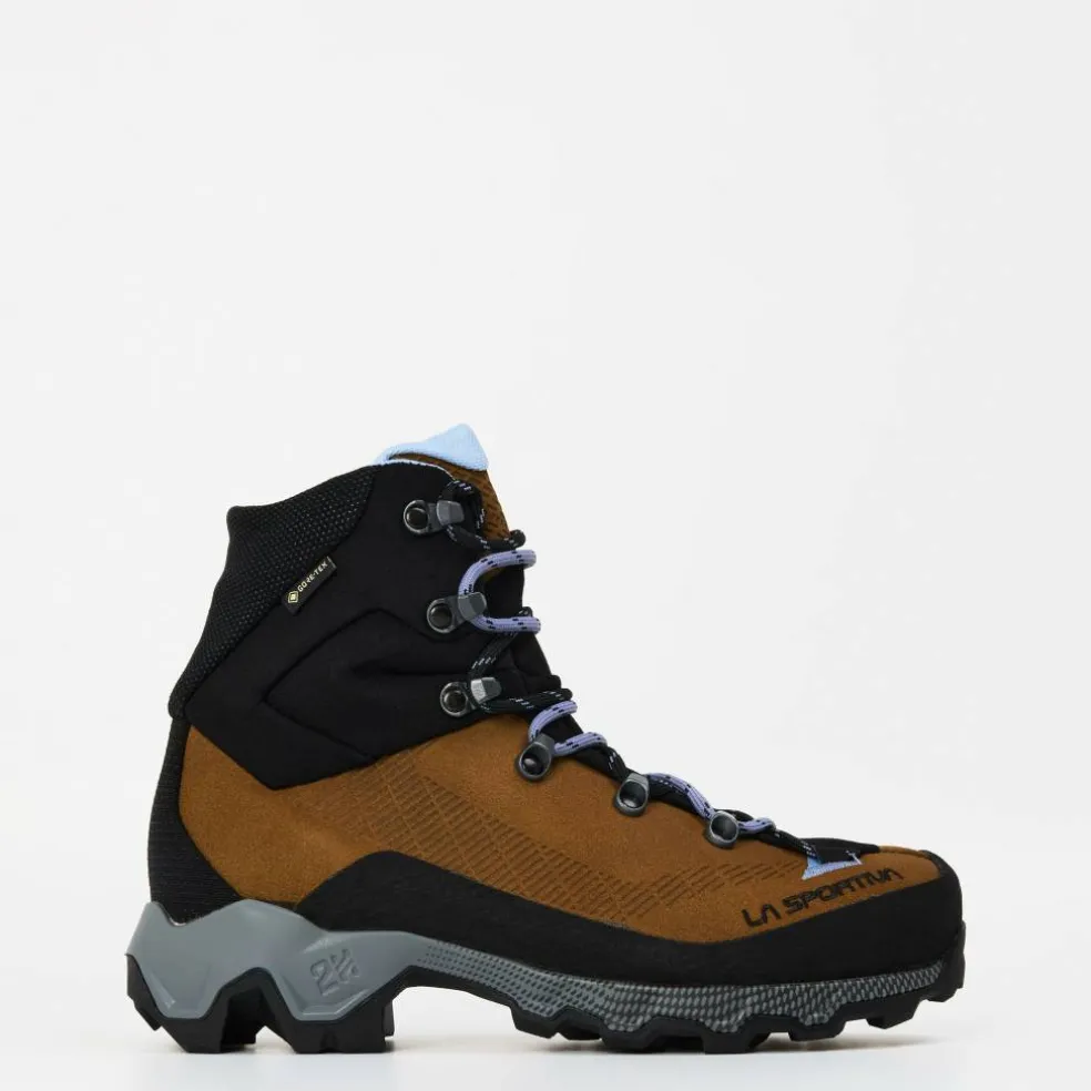 Women's Aequilibrium Waterproof Hiking Boots
