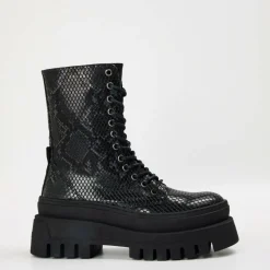 Women's Coast Flat Ankle Boots