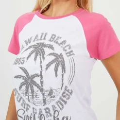Womens Contrat Raglan Sleeve T-shirt with Hawaii Graphic