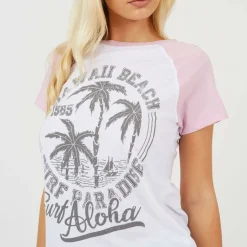 Womens Contrat Raglan Sleeve T-shirt with Hawaii Graphic