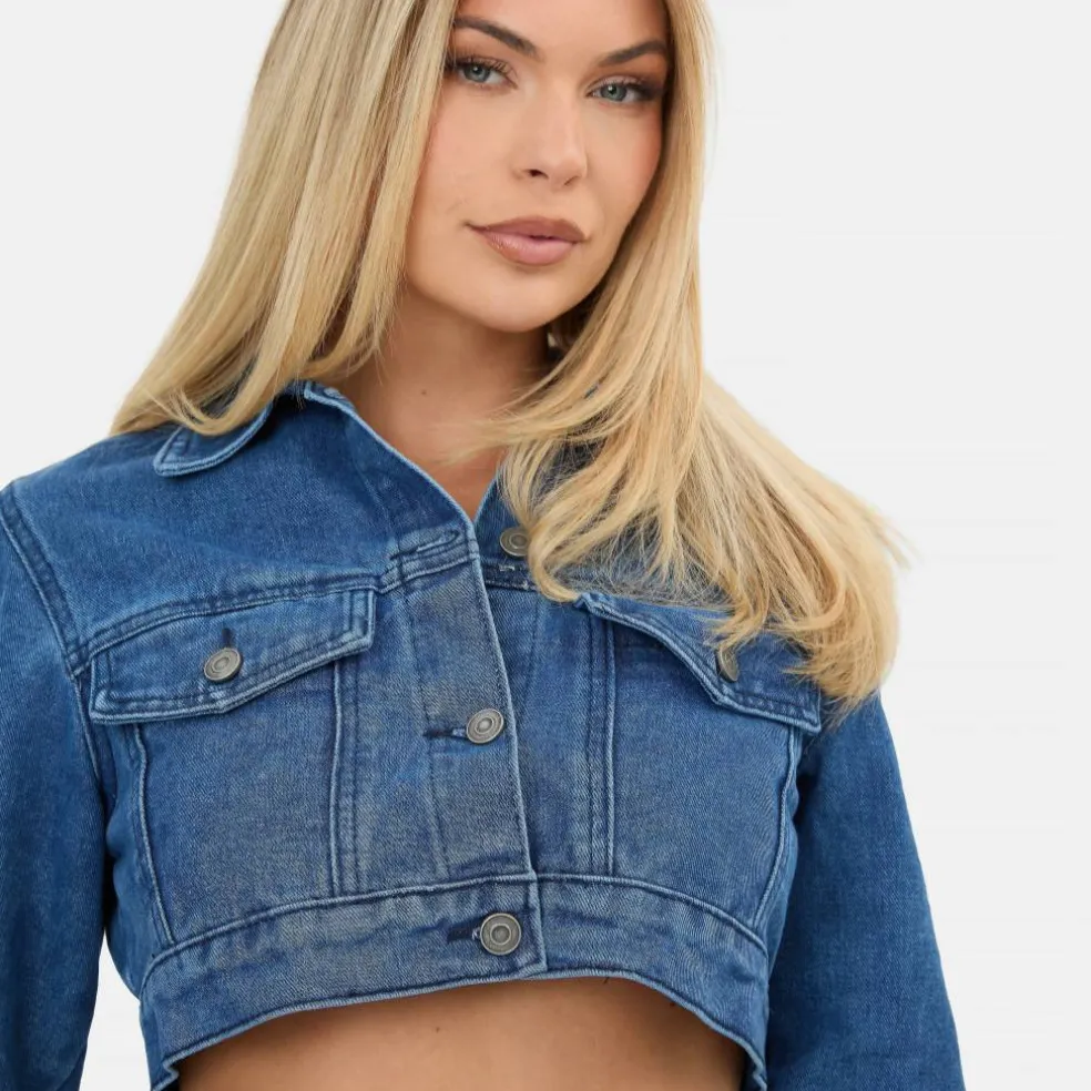 Women's Cropped Long Sleeve Denim Jacket