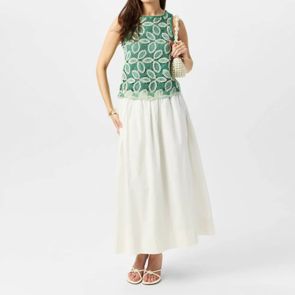 Women's Embroidered Long-Sleeve Blouse