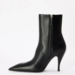 Women's Flat Ankle Boots