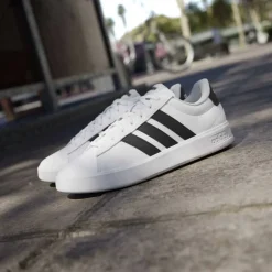 Womens Grand Court Sneakers