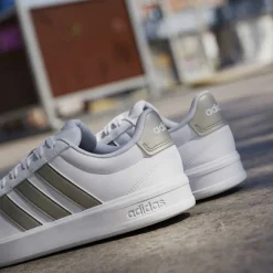 Womens Grand Court Sneakers