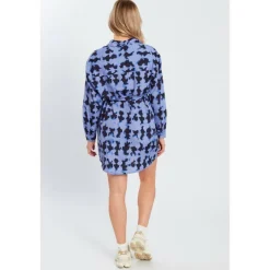Women's Long-Sleeve Dress Shirt