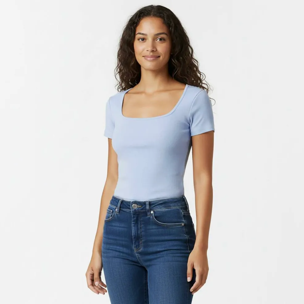 Women's Long-Sleeve T-Shirt