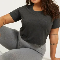 Womens Plus Size Cropped Round Neck T-shirt
