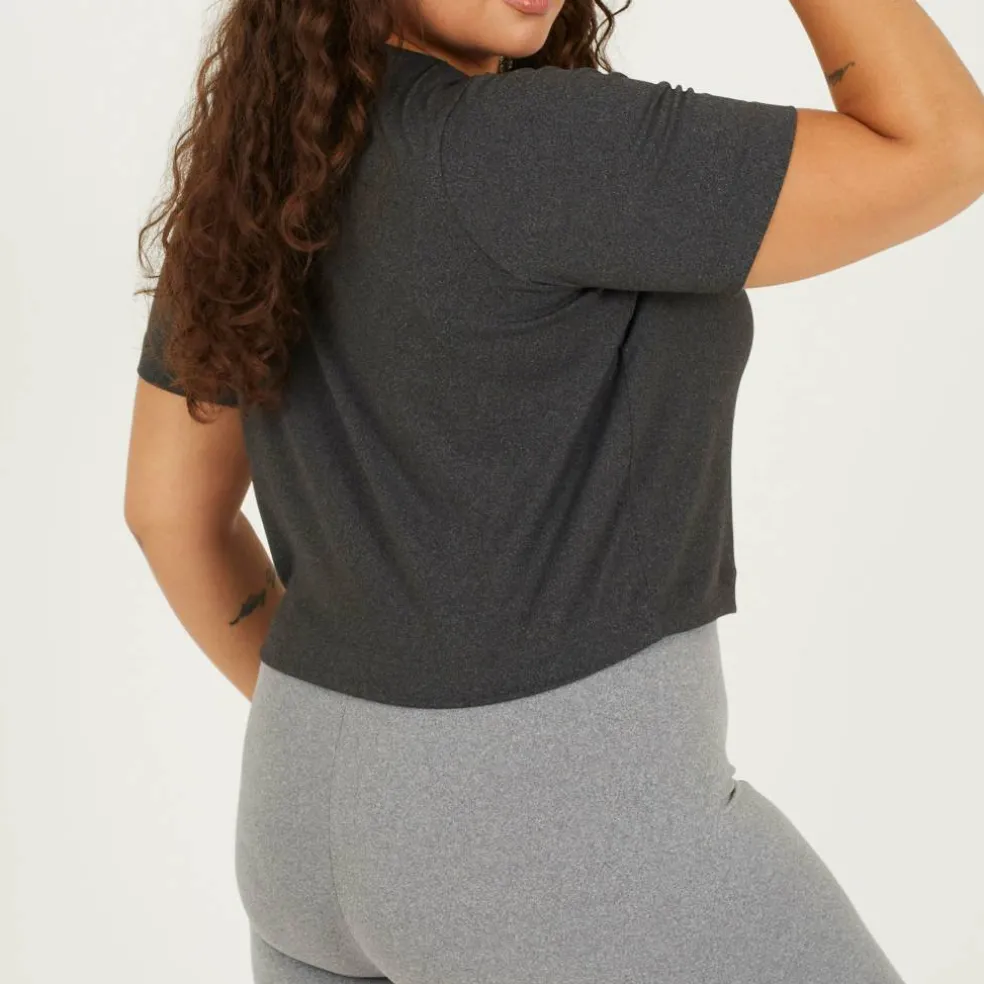 Womens Plus Size Cropped Round Neck T-shirt