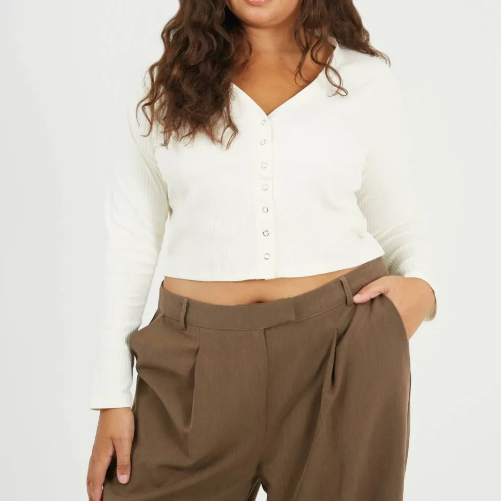 Womens Plus Size Long Sleeve Top with Popper Fastening