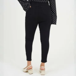 Womens Plus Size Mid Rise Skinny Jean