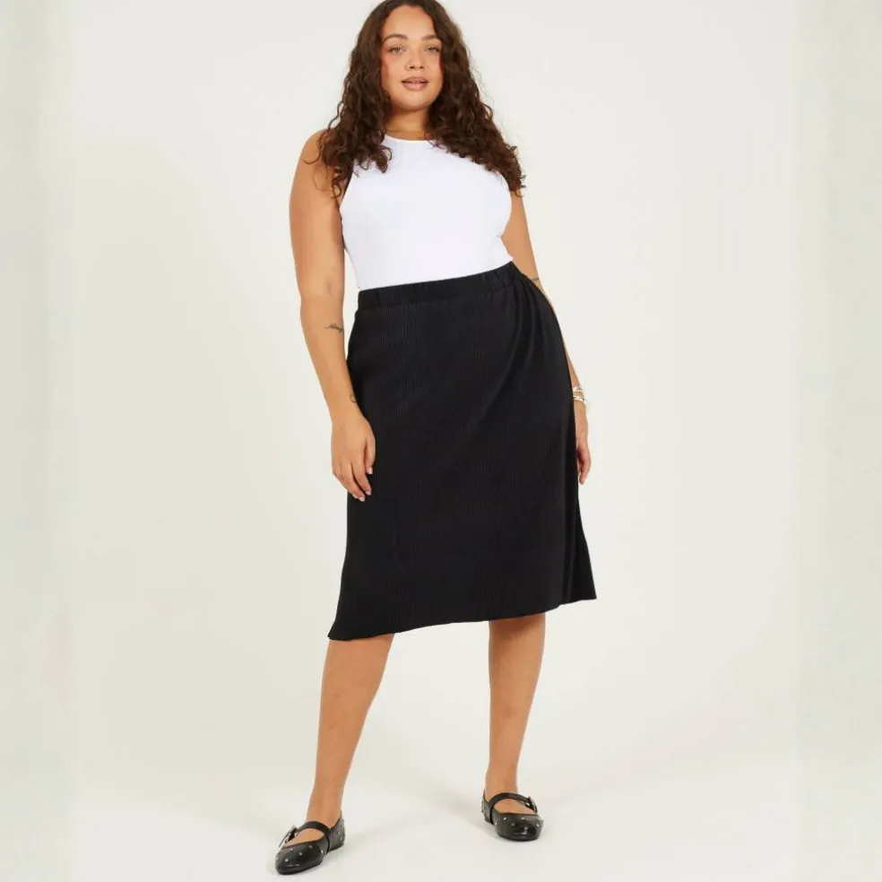 Womens Plus Size Plisse Midi Skirt