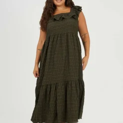 Womens Plus Size Seersucker Maxi Dress with Tie Back Detail
