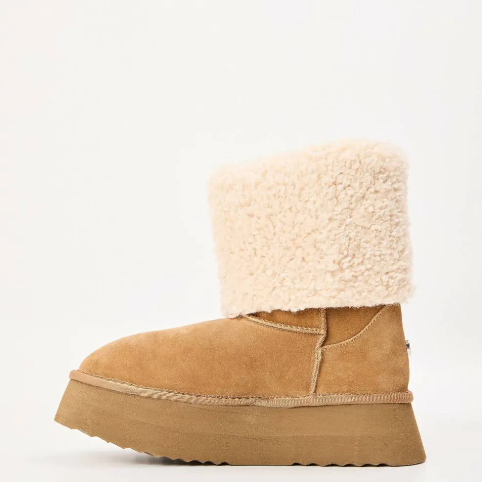 Women's St. Moritz Snug Boots