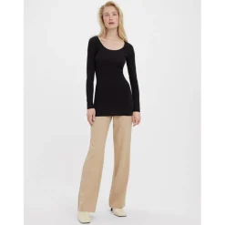 Women's U-Neck Long-Sleeve T-Shirt