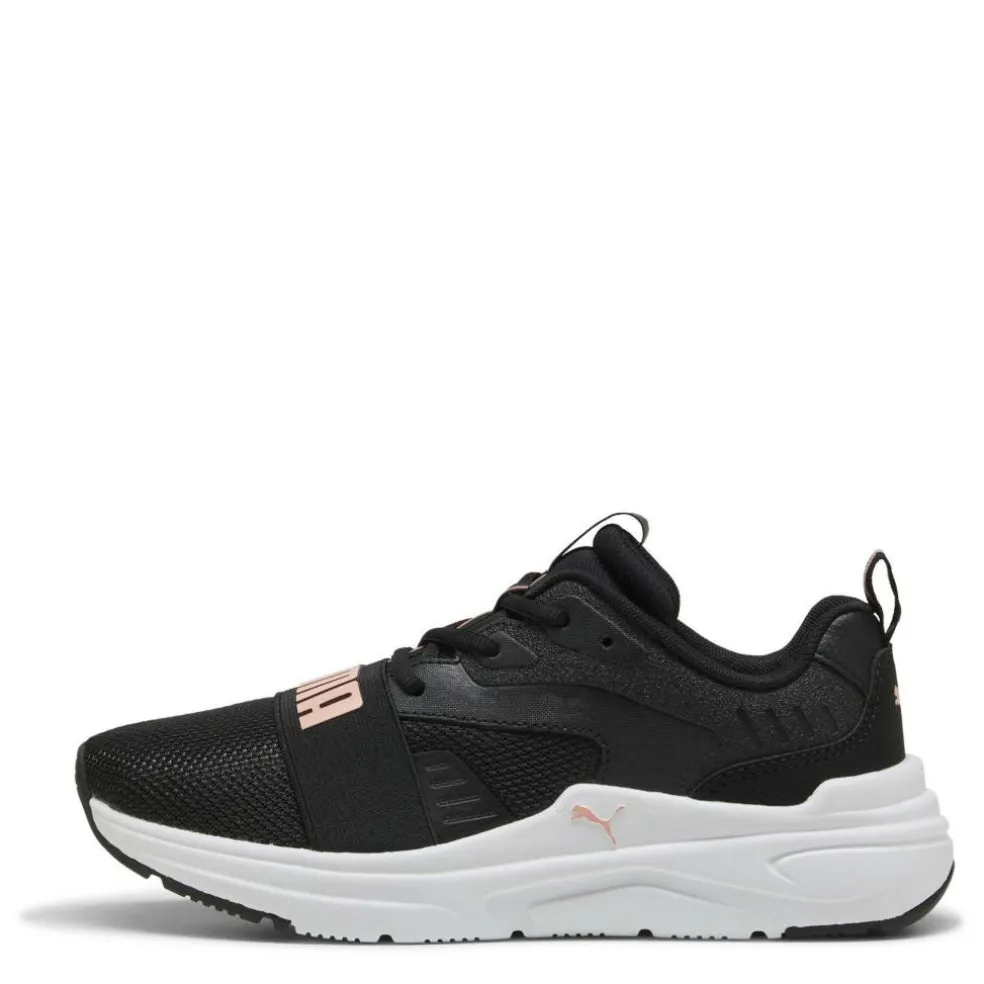 Women's Wired Low Top Runners
