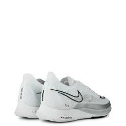 ZoomX Streakfly Mens Running Shoes
